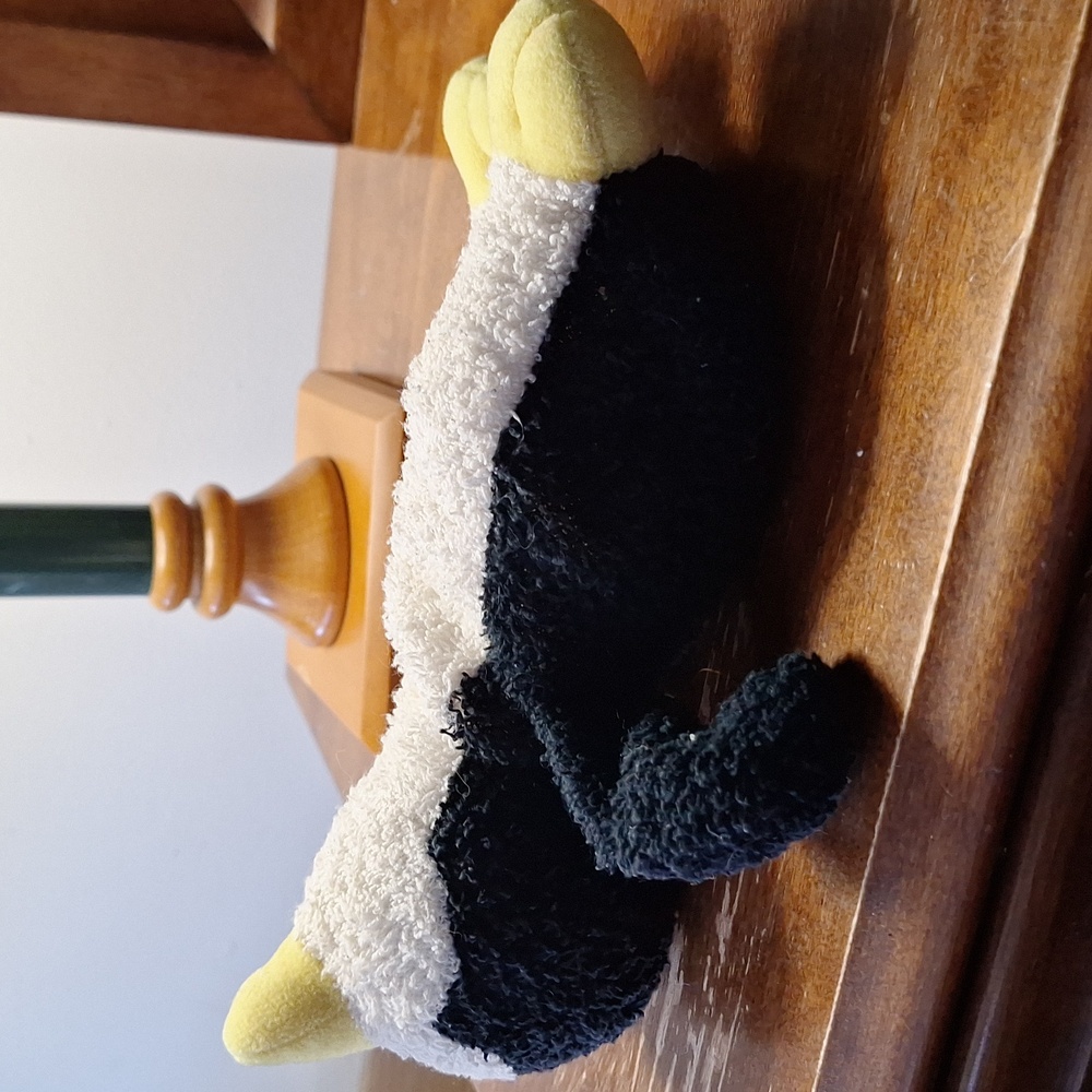 Russ Berries Perky, Terry Penguin Beanie Baby 90s Vintage - Picture 6 of 7